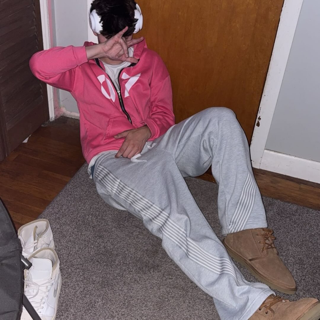 7 profile picture